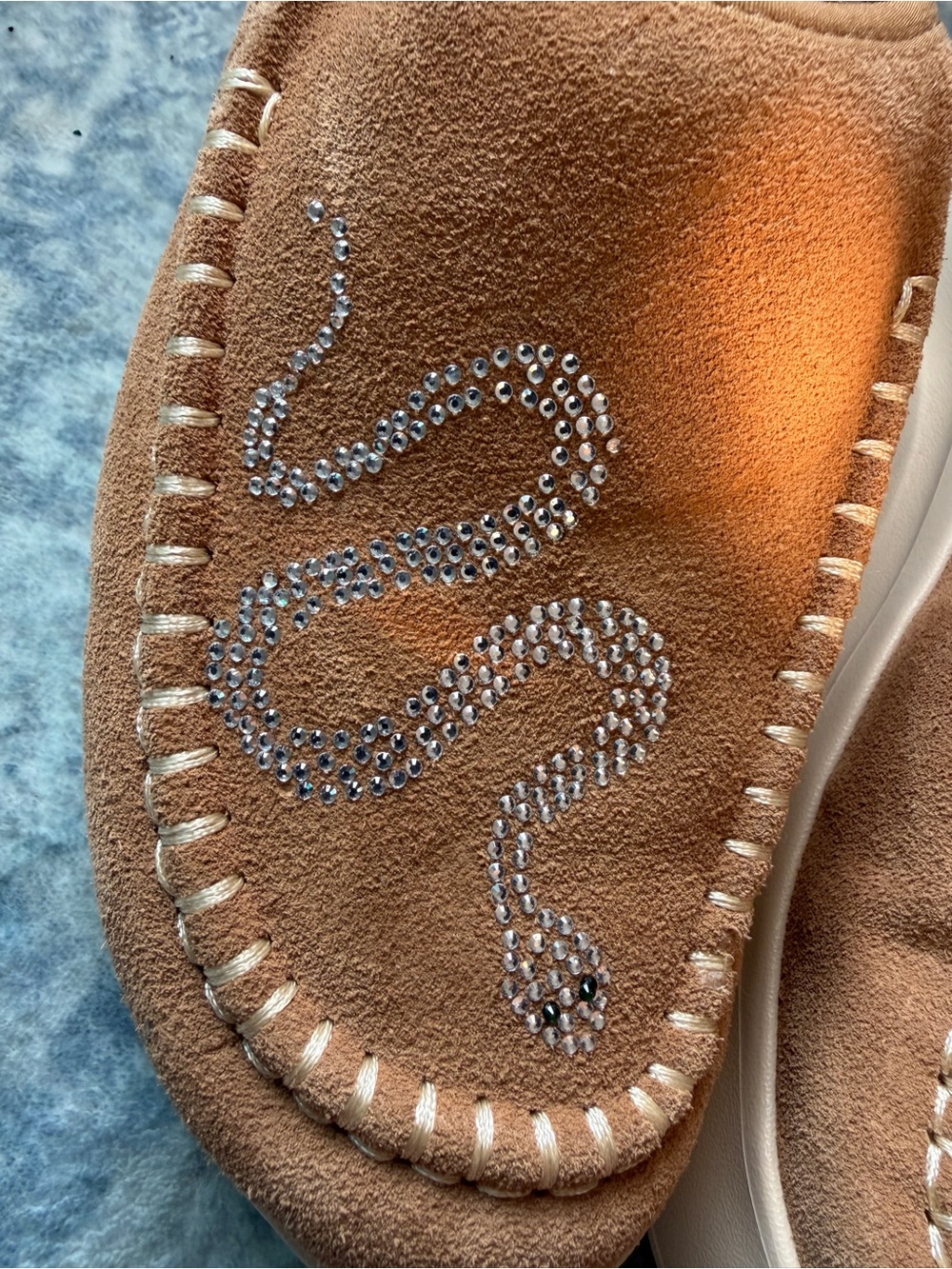 Hey Dude Delray Clog Suede Size 8 - customized with crystal snake decal - Picture 6 of 13